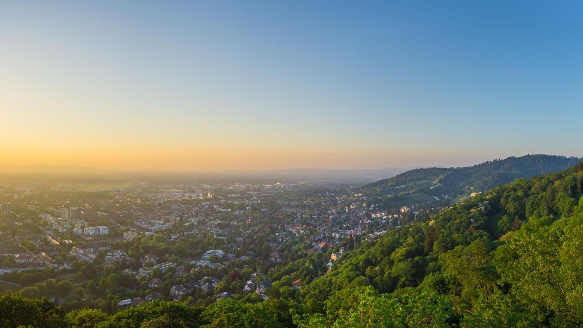 Ferienwohnung Baechle, Sehr Zentral Freiburg im Breisgau Ngoại thất bức ảnh